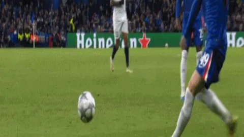 西甲登场次数新高峰：格列兹曼517战，超越纳瓦斯入前十